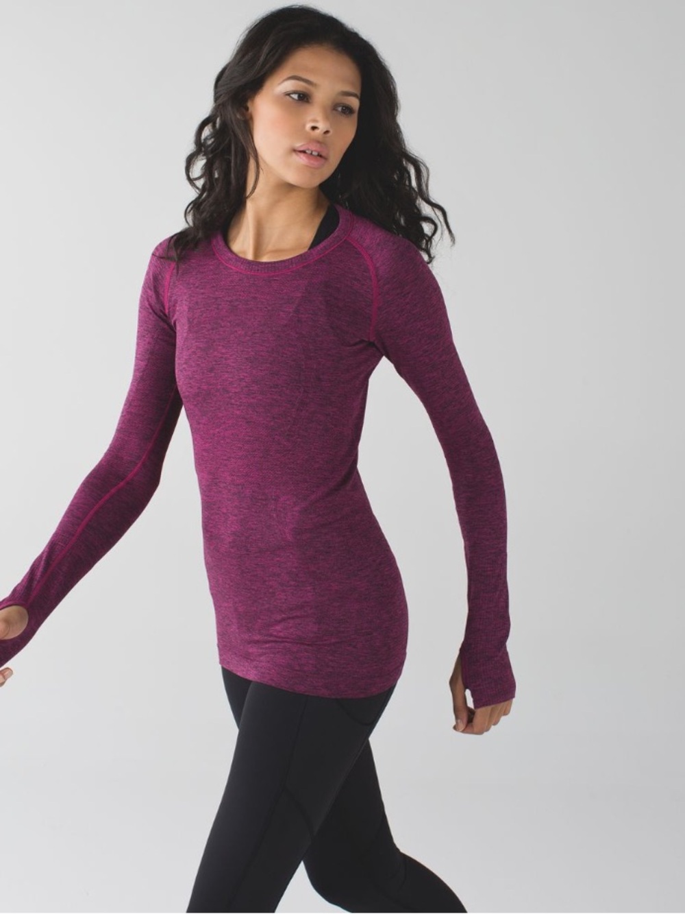 Lululemon Swiftly Tech Long Sleeve Crew
Heathered Jewelled Magenta Purple size 2